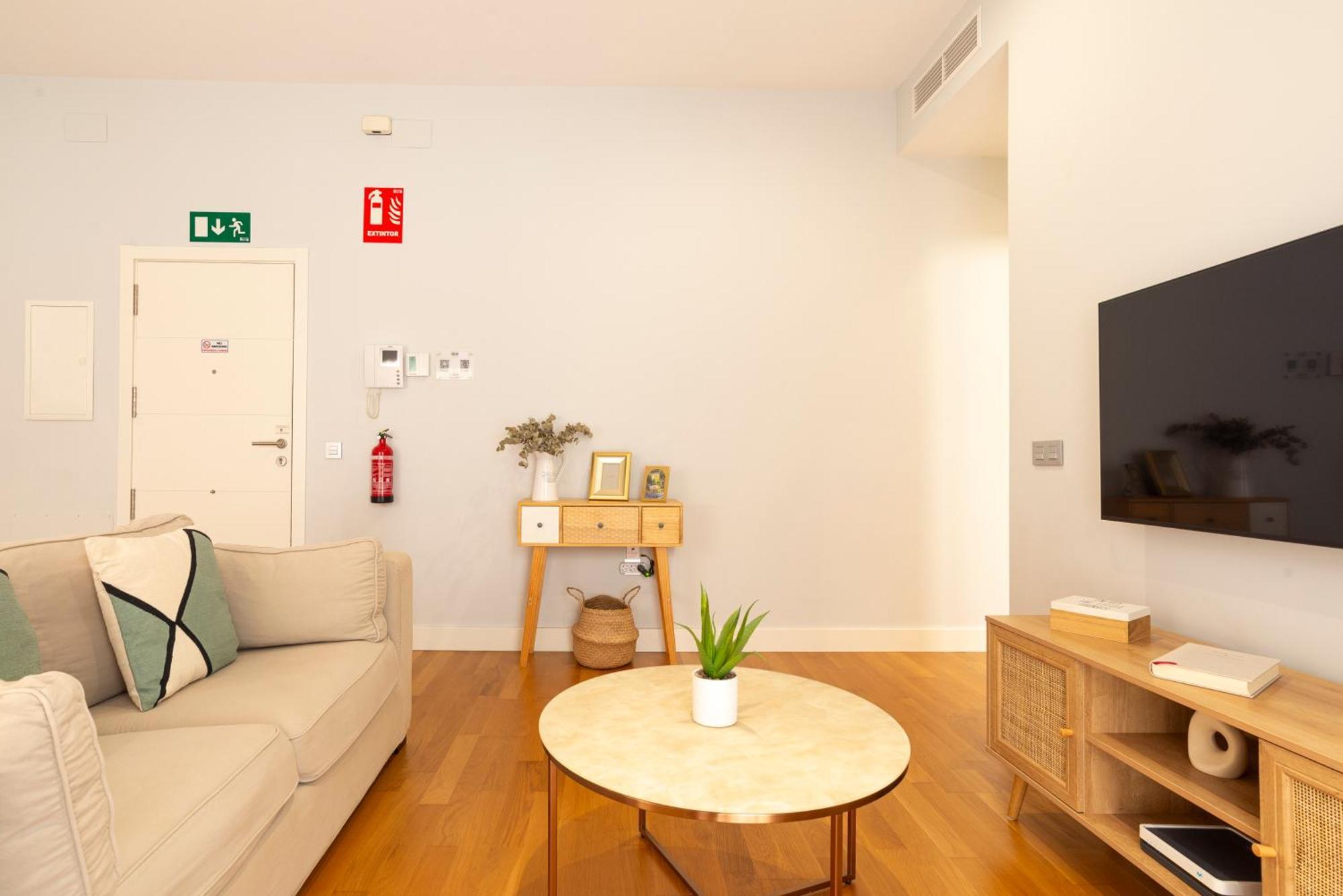 Souviron & Old Town By Ele Apartments Malaga Exterior photo